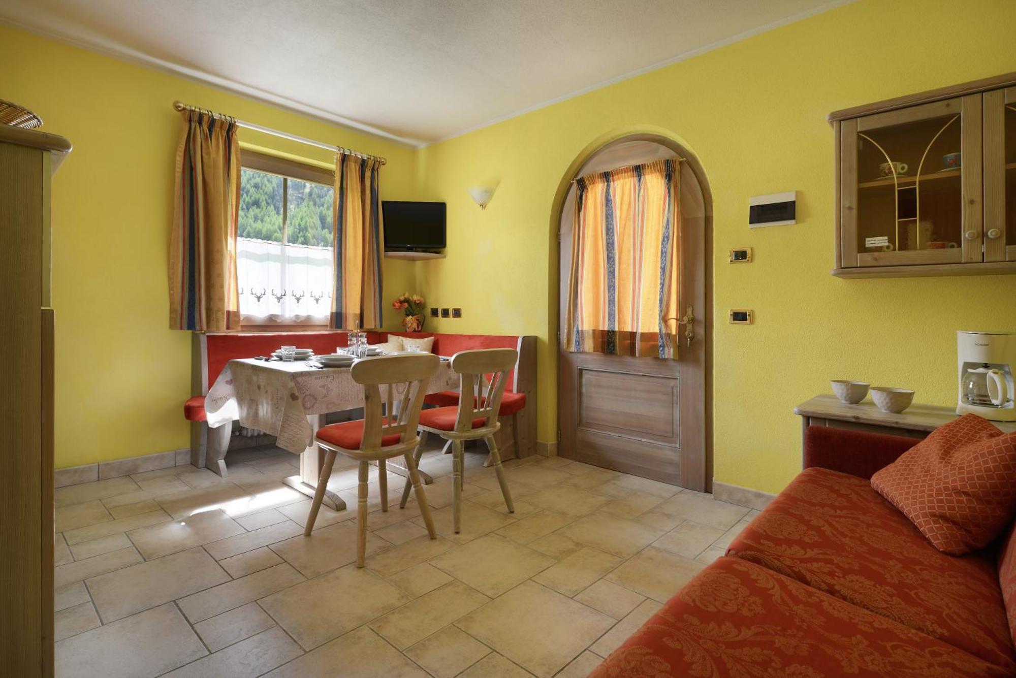 Residence Le Cascate Livigno Exterior foto