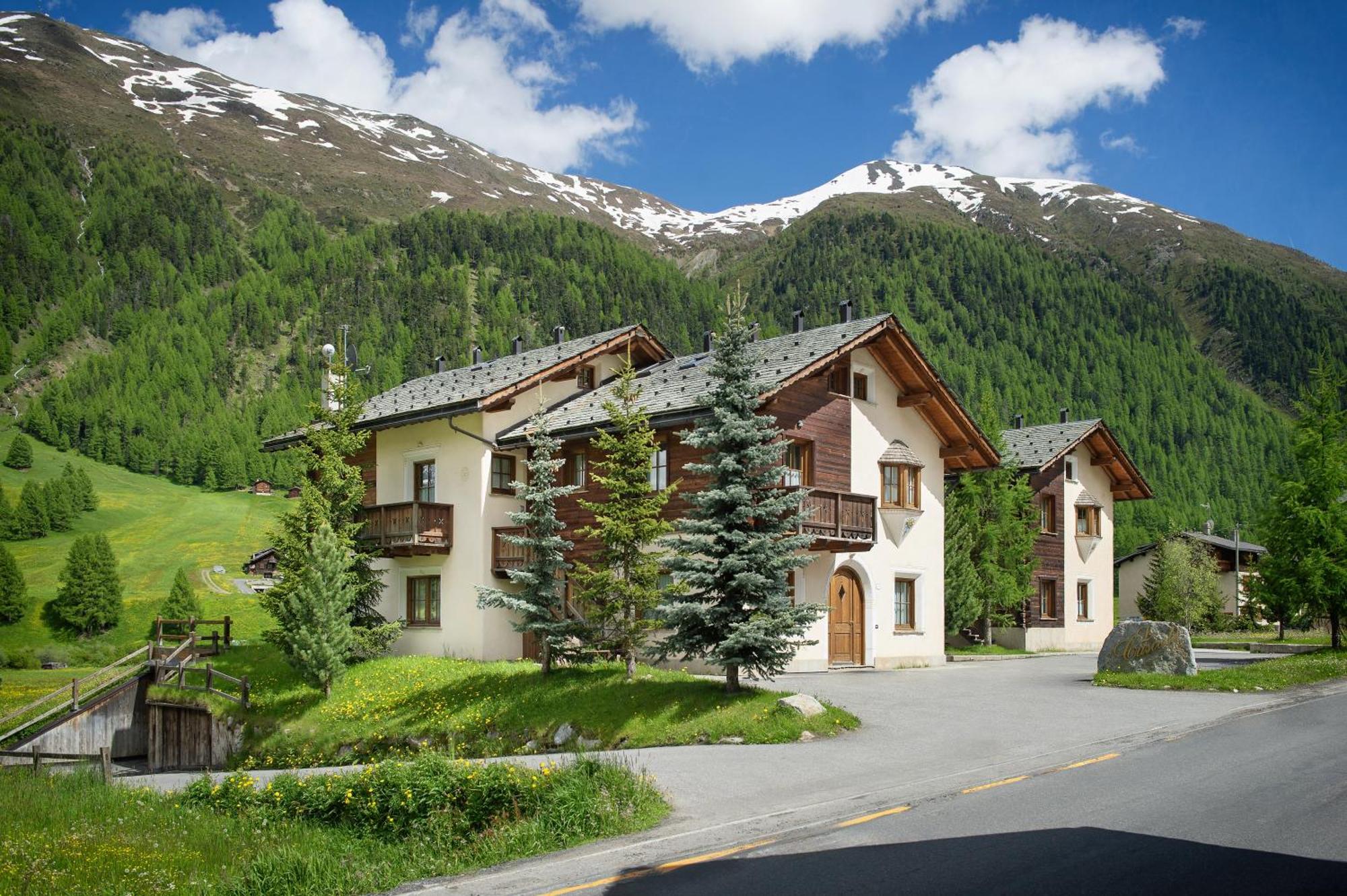 Residence Le Cascate Livigno Exterior foto